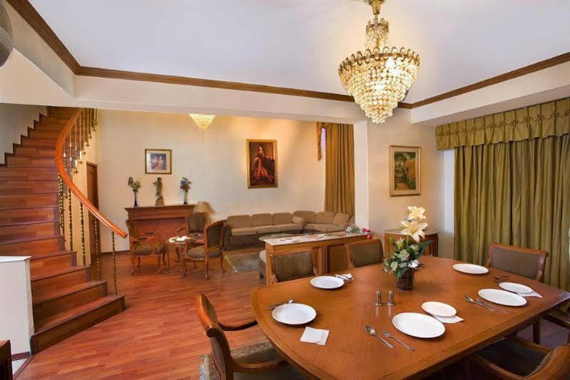 The Bmk Hotel Greater Kailash Delhi (National Capital Territory of India) Buitenkant foto